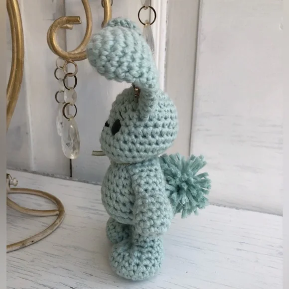 Crochet rabbit - Picture 3 of 4